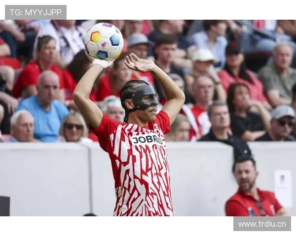 罗马诺称埃弗顿首报价遭拒后将再度出手求购迪柏林