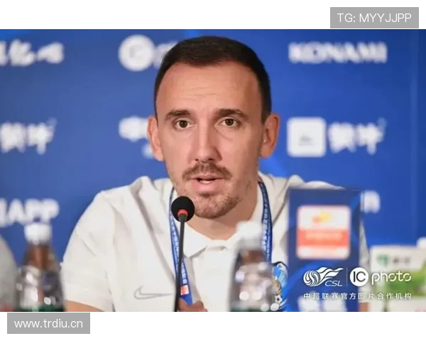 藤枝主帅：只有努力拼搏才能收获成果，全力以赴定能迎来进球的时刻