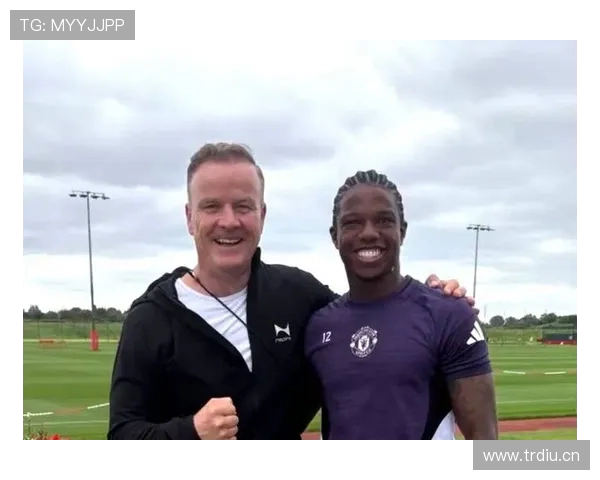 马拉西亚回归曼联一线队训练 消息人士透露非应急召回